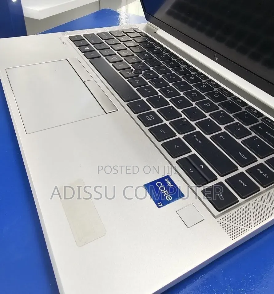 New Laptop HP EliteBook 840 G8 16GB Intel Core i7 SSD 512GB
