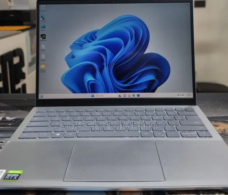 New Laptop Dell Inspiron 15 16GB Intel Core i7 SSD 512GB