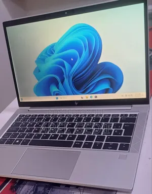New Laptop HP EliteBook 830 G8 8GB Intel Core i5 SSD 512GB