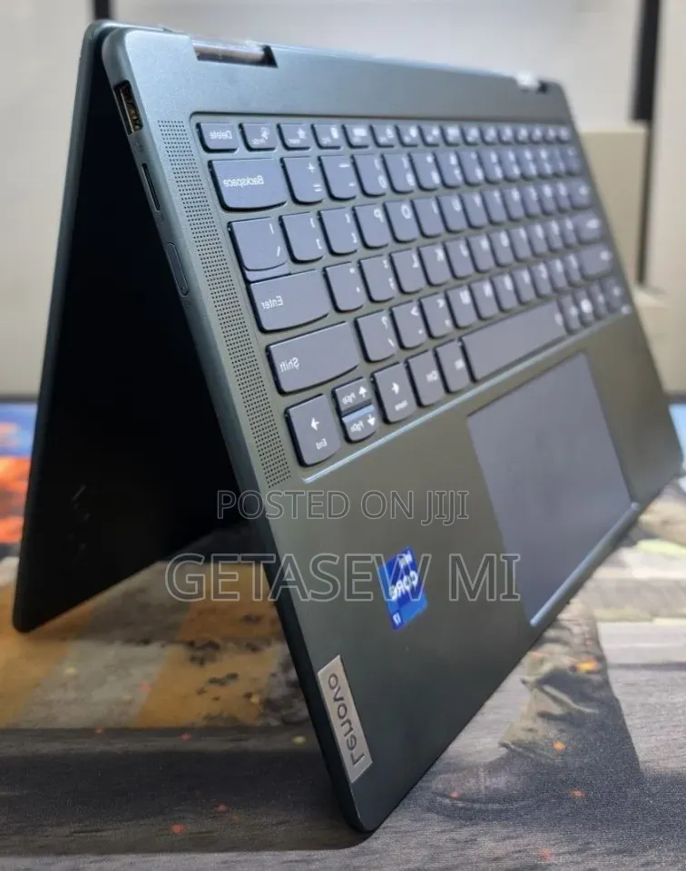 New Laptop Lenovo Ideapad 3 16GB Intel Core i7 SSD 512GB