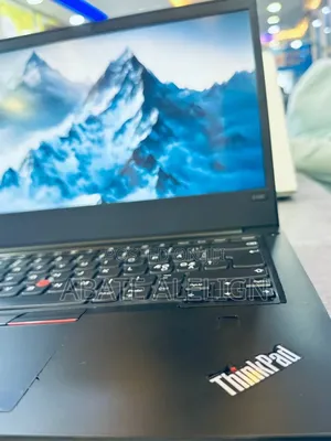 New Laptop Lenovo ThinkPad E14 Gen 5 8GB Intel Core i7 SSD 256GB