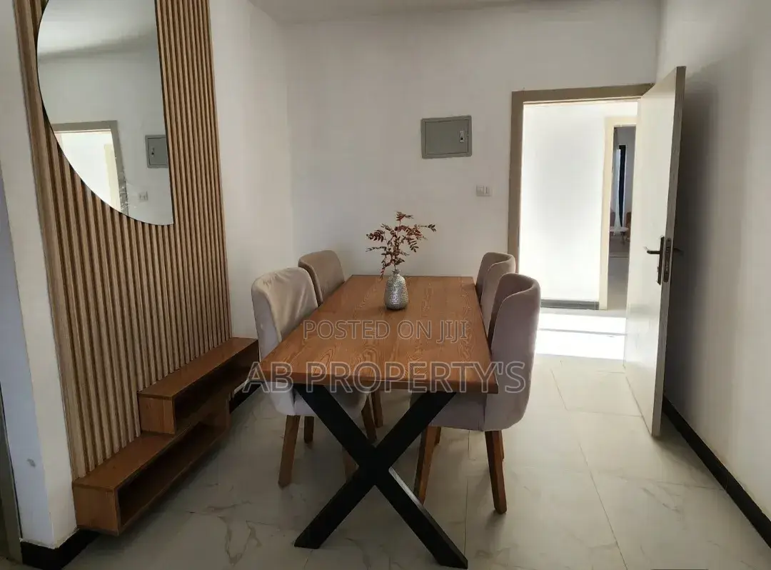 Furnished 2bdrm Apartment in አዋሬ, Kirkos for sale