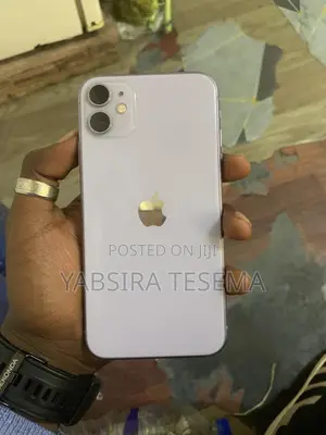 Apple iPhone 11 64 GB Purple