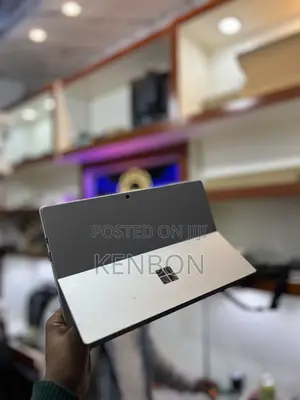 Laptop Digital Storm 8GB Intel Core i5 SSD 128GB