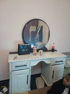 Used 1.5m Bed, Dressing Table Kum Satin