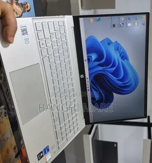 New Laptop HP Pavilion 15 16GB Intel Core i7 SSD 1T