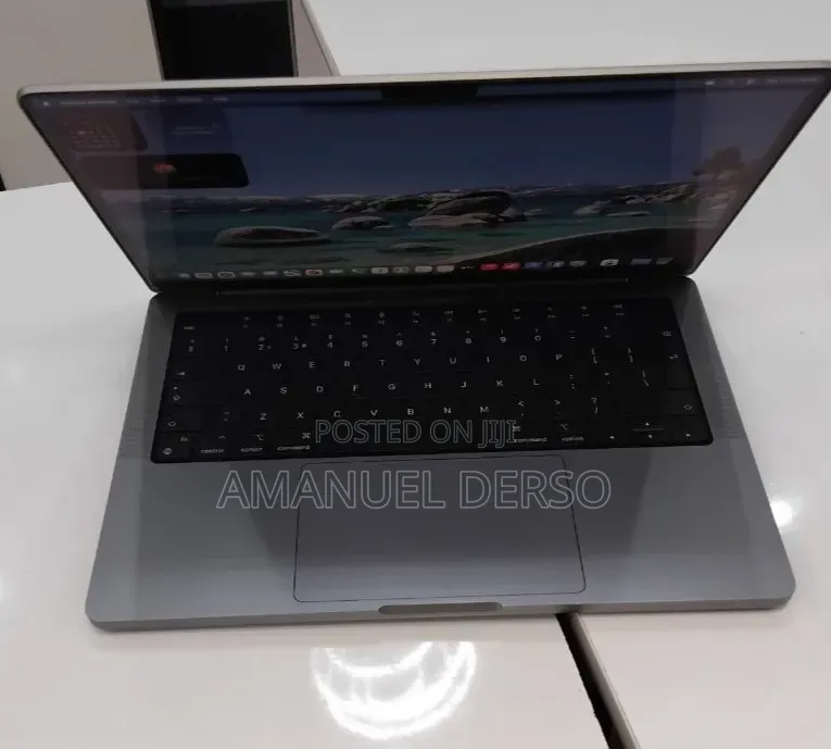 New Laptop Apple MacBook Pro 2021 M1 16GB Apple M1 Pro SSD 512GB