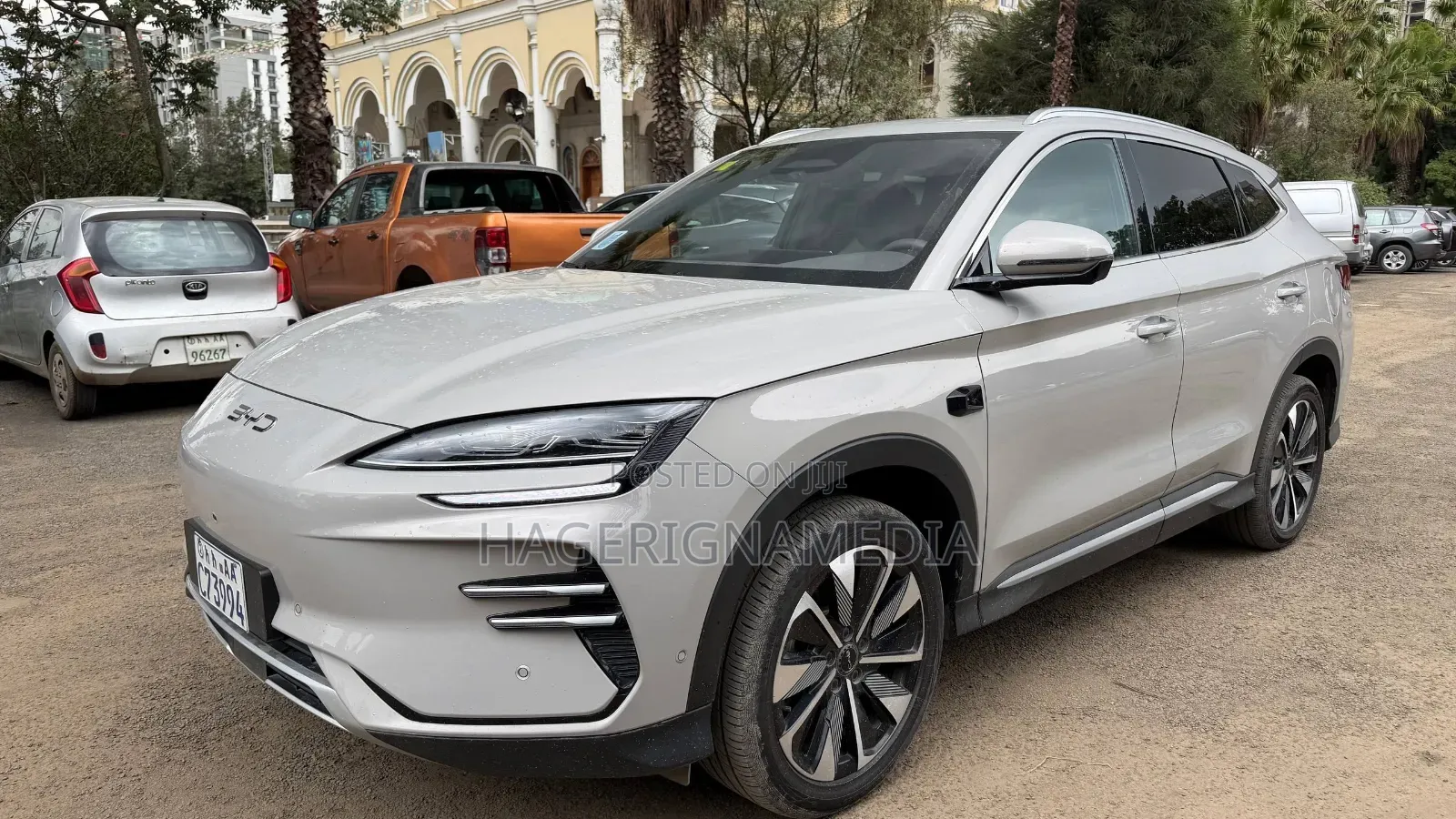 New BYD Song Plus 2025 Ivory