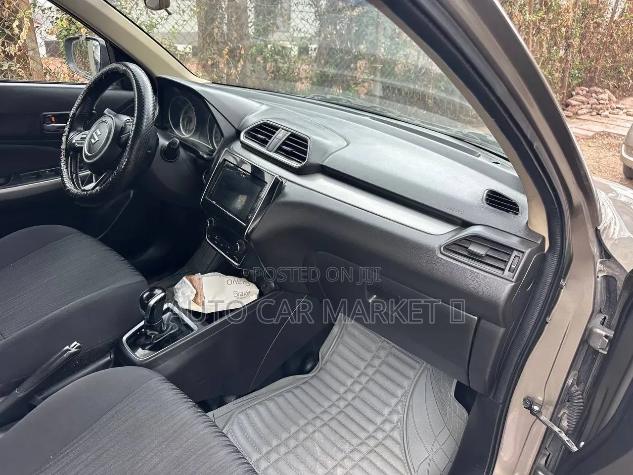 Suzuki Swift 2022 Brown