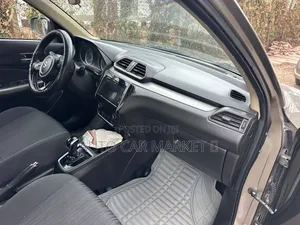Suzuki Swift 2022 Brown