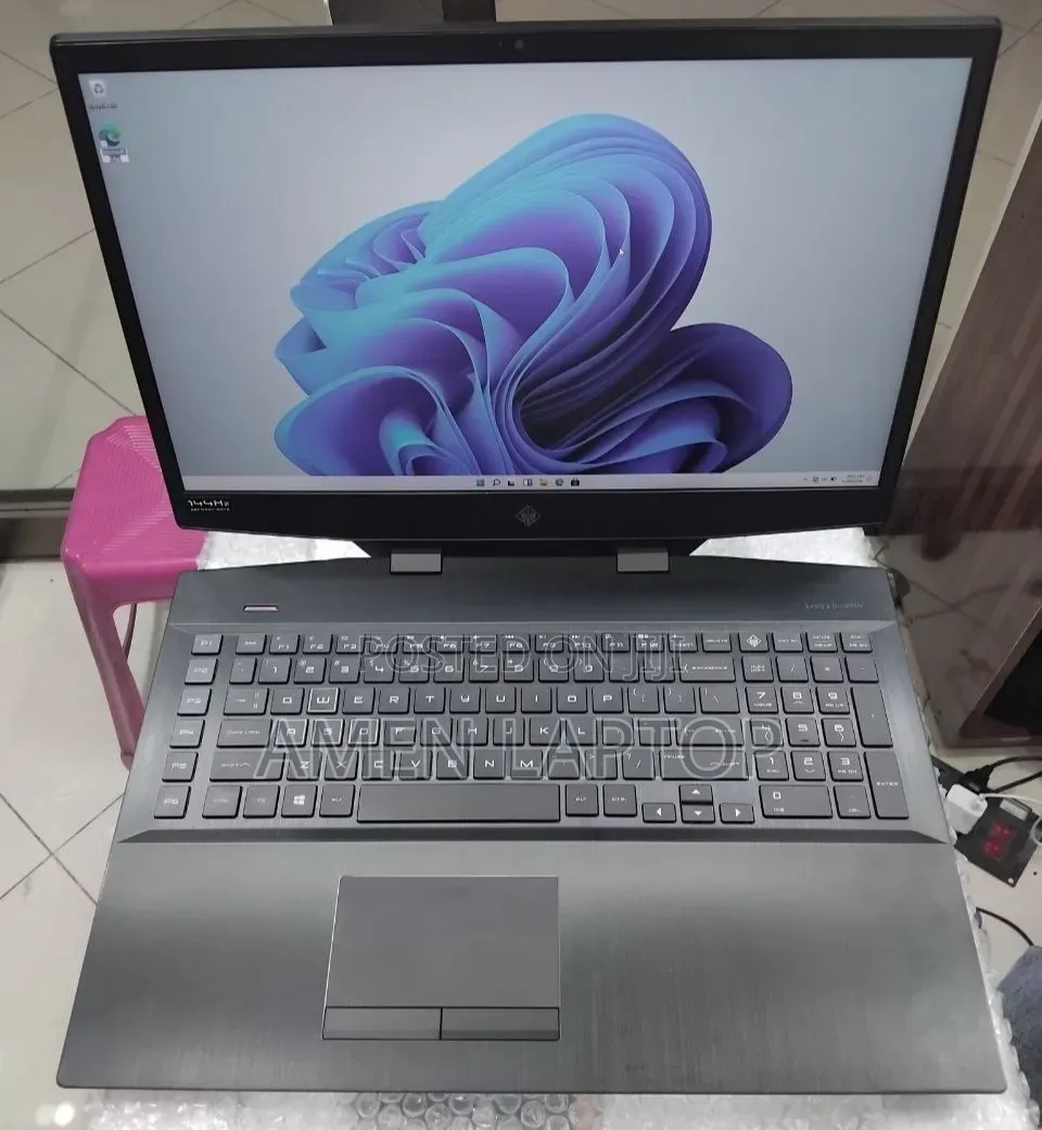 New Laptop 16GB Intel Core i7 SSD 512GB