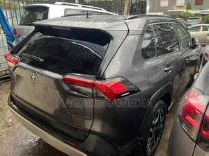Toyota RAV4 2020 Gray