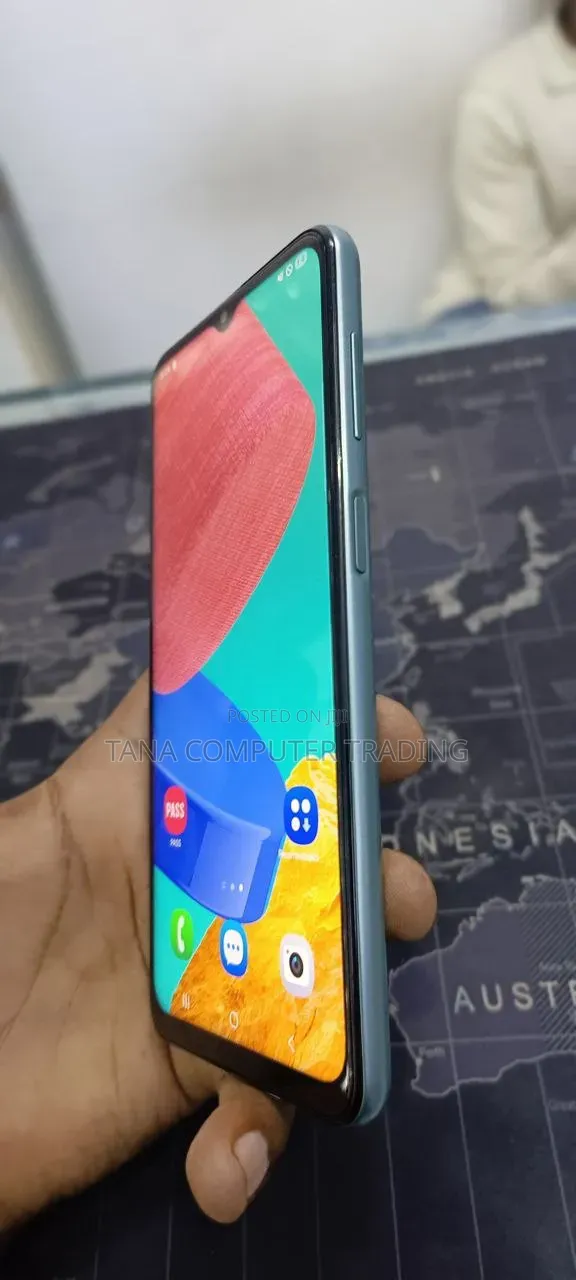 New Samsung Galaxy M33 5G 128 GB Green