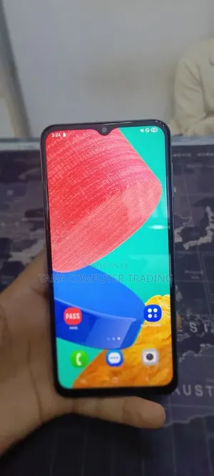 New Samsung Galaxy M33 5G 128 GB Green