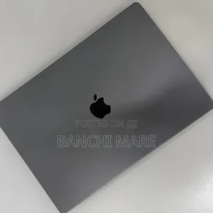 New Laptop Apple MacBook Pro 32GB Apple M1 Max SSD 1T