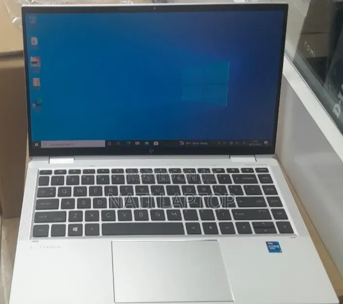 New Laptop HP EliteBook 1040 G8 16GB Intel Core i7 SSD 512GB