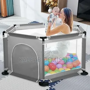 Baby Happy Game Fence (Playpen) የልጆች መጫወቻ አጥር-ከ10 ኳስ ጋር
