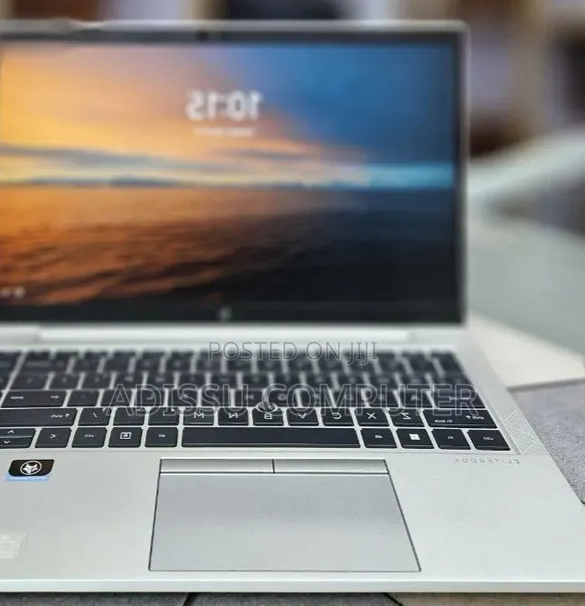 New Laptop HP EliteBook 840 G8 16GB Intel Core i5 SSD 512GB