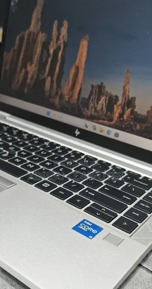 New Laptop HP EliteBook 840 G8 16GB Intel Core i5 SSD 512GB