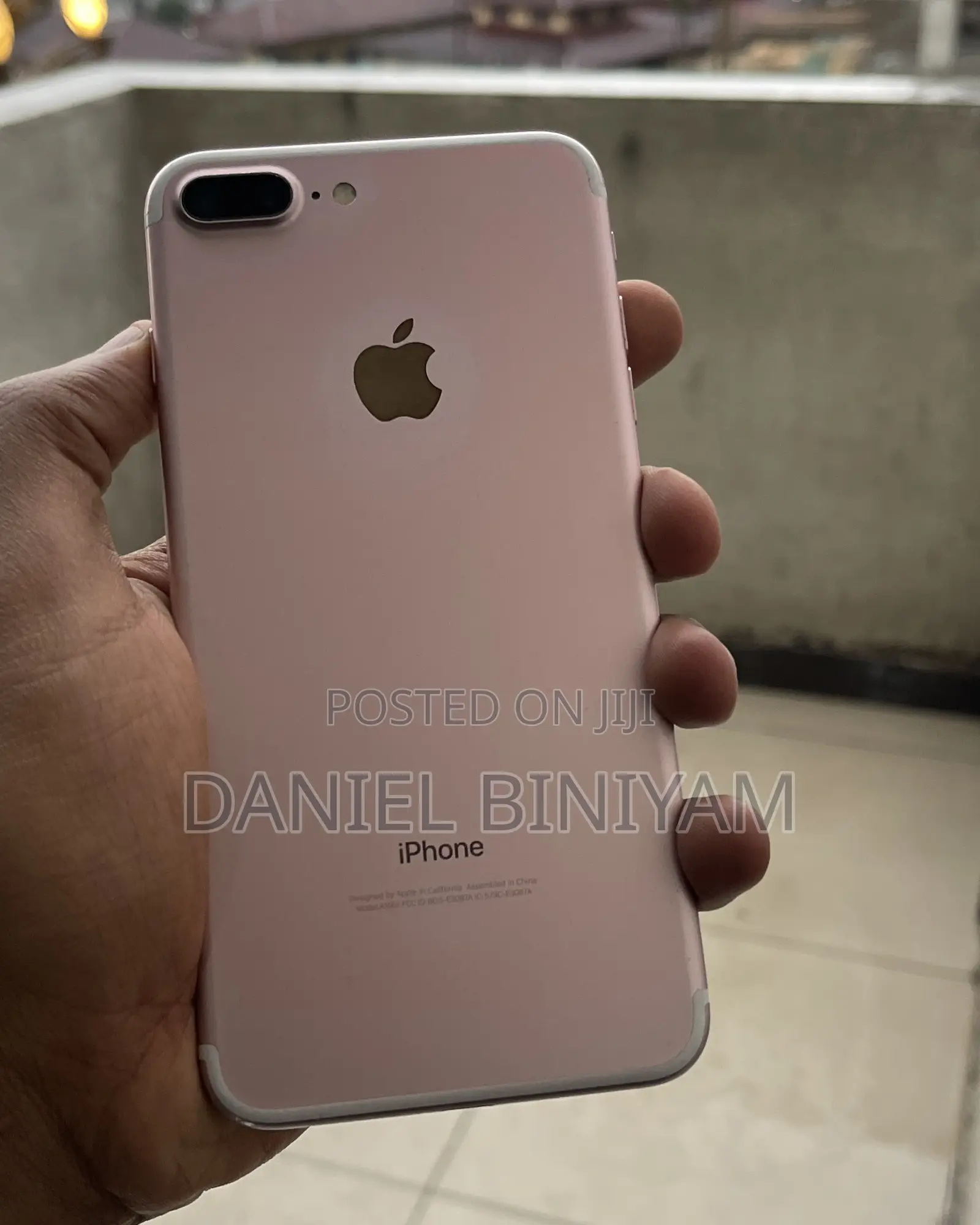 Apple iPhone 7 Plus 32 GB Pink