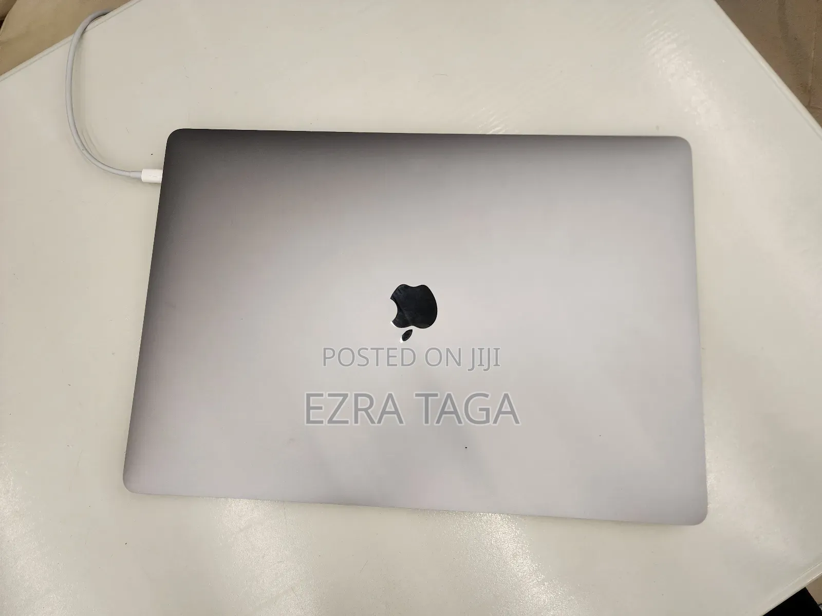 New Laptop Apple MacBook Pro 2019 16GB Intel Core i9 SSD 1T