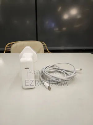 New Laptop Apple MacBook Pro 2019 16GB Intel Core i9 SSD 1T