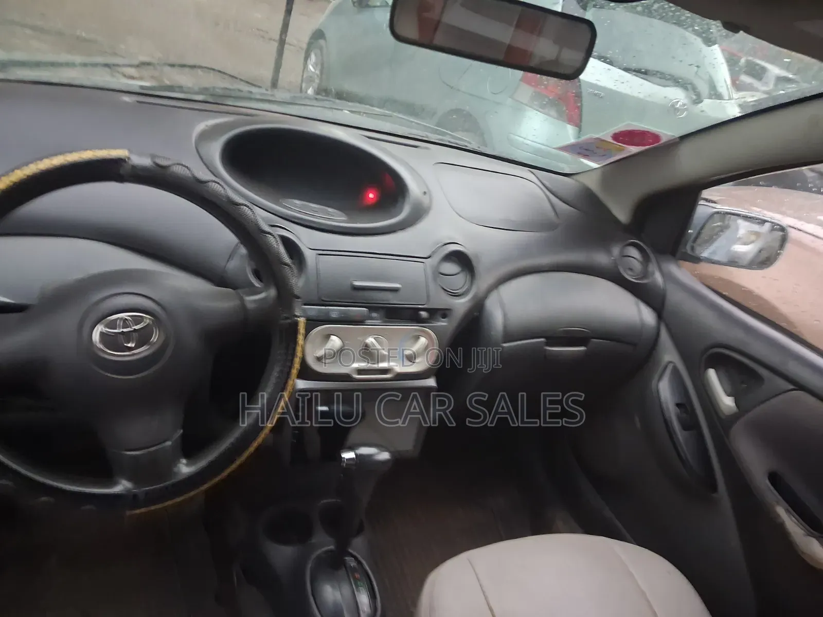 Toyota Vitz 2004