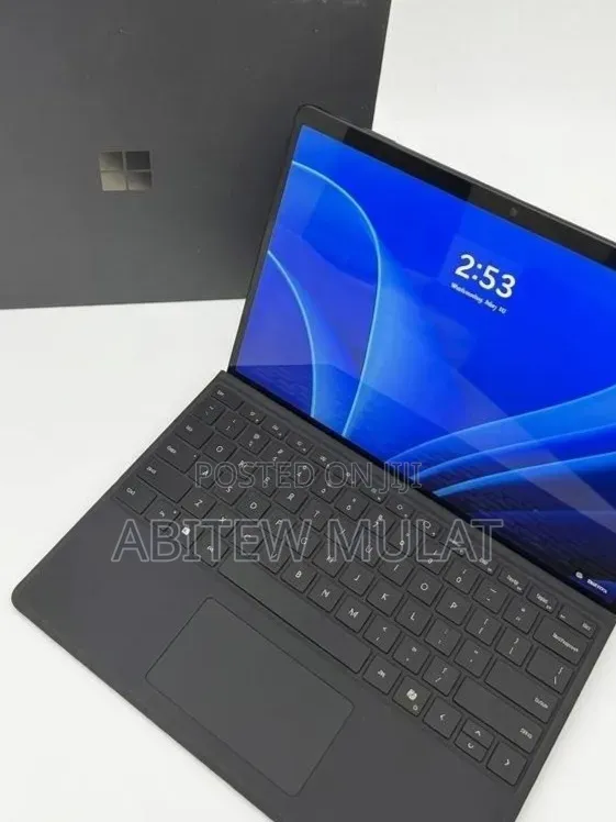 New Microsoft Surface Pro 11th Edition, a Copilot+ PC 16GB SSD 512GB