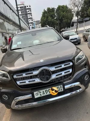 Mercedes-Benz X Class 2017