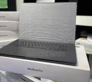 New Laptop Apple MacBook Pro 2023 M3 36GB Apple M3 Max SSD 1T