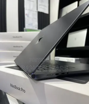 New Laptop Apple MacBook Pro 2023 M3 36GB Apple M3 Max SSD 1T