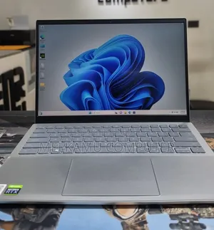 New Laptop Dell Inspiron 14 16GB Intel Core i7 SSD 512GB