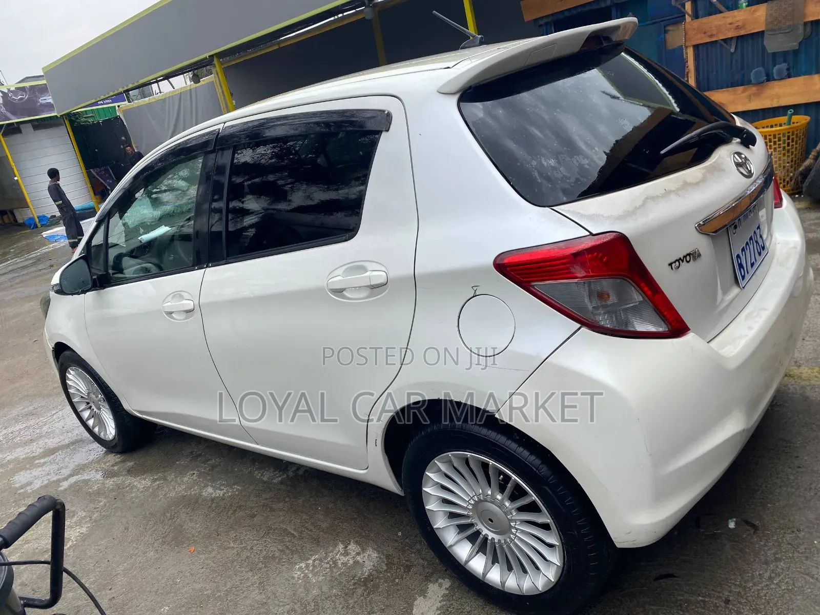 Toyota Yaris 2012 White
