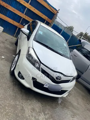 Toyota Yaris 2012 White