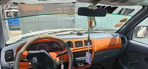 Toyota Hilux 1999 White