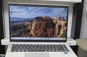 New Laptop HP EliteBook 840 G10 16GB Intel Core i7 SSD 512GB