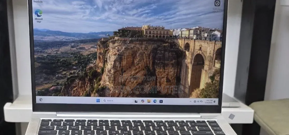 New Laptop HP EliteBook 840 G10 16GB Intel Core i7 SSD 512GB