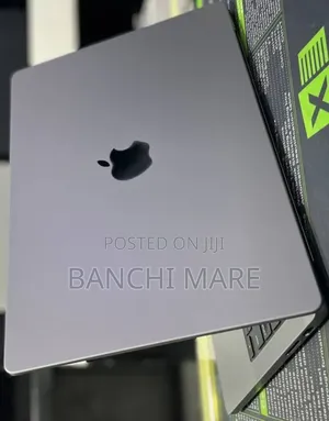 New Laptop Apple MacBook Pro 2023 M3 8GB Apple M3 SSD 512GB