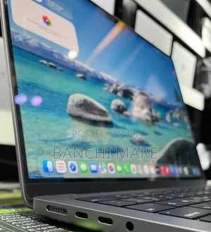 New Laptop Apple MacBook Pro 2023 M3 8GB Apple M3 SSD 512GB