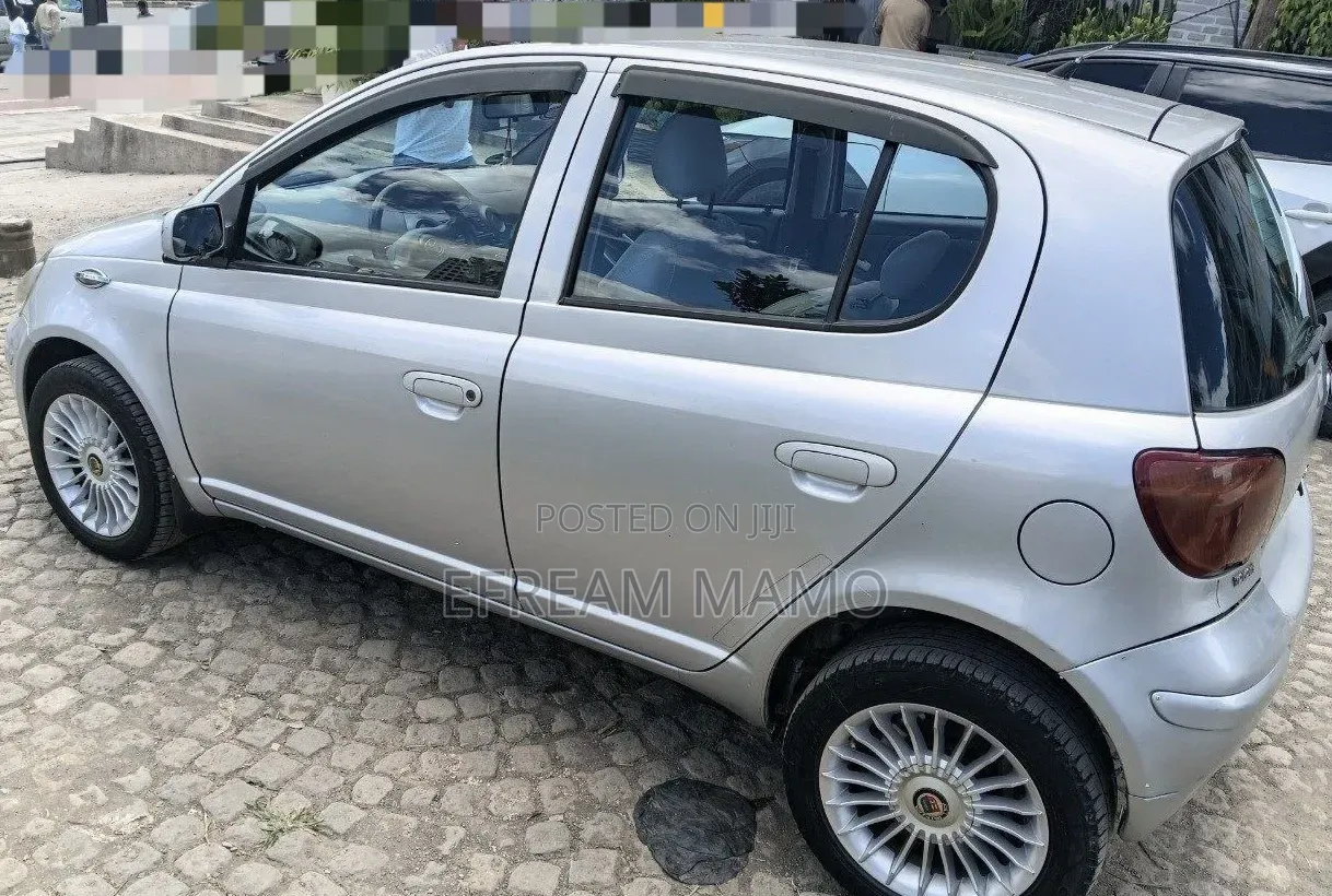 Toyota Yaris 2005 Silver