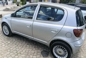 Toyota Yaris 2005 Silver