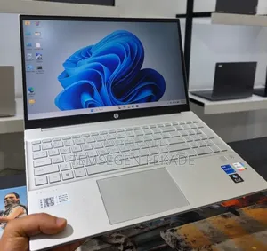 New Laptop HP Pavilion 15 16GB Intel Core i7 SSD 1T