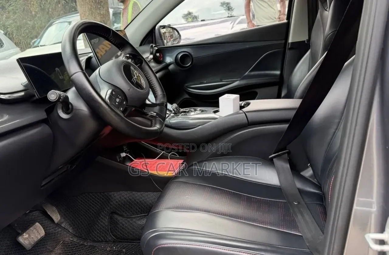 BYD E2 43 kWh 94 hp FWD 2025 Teal