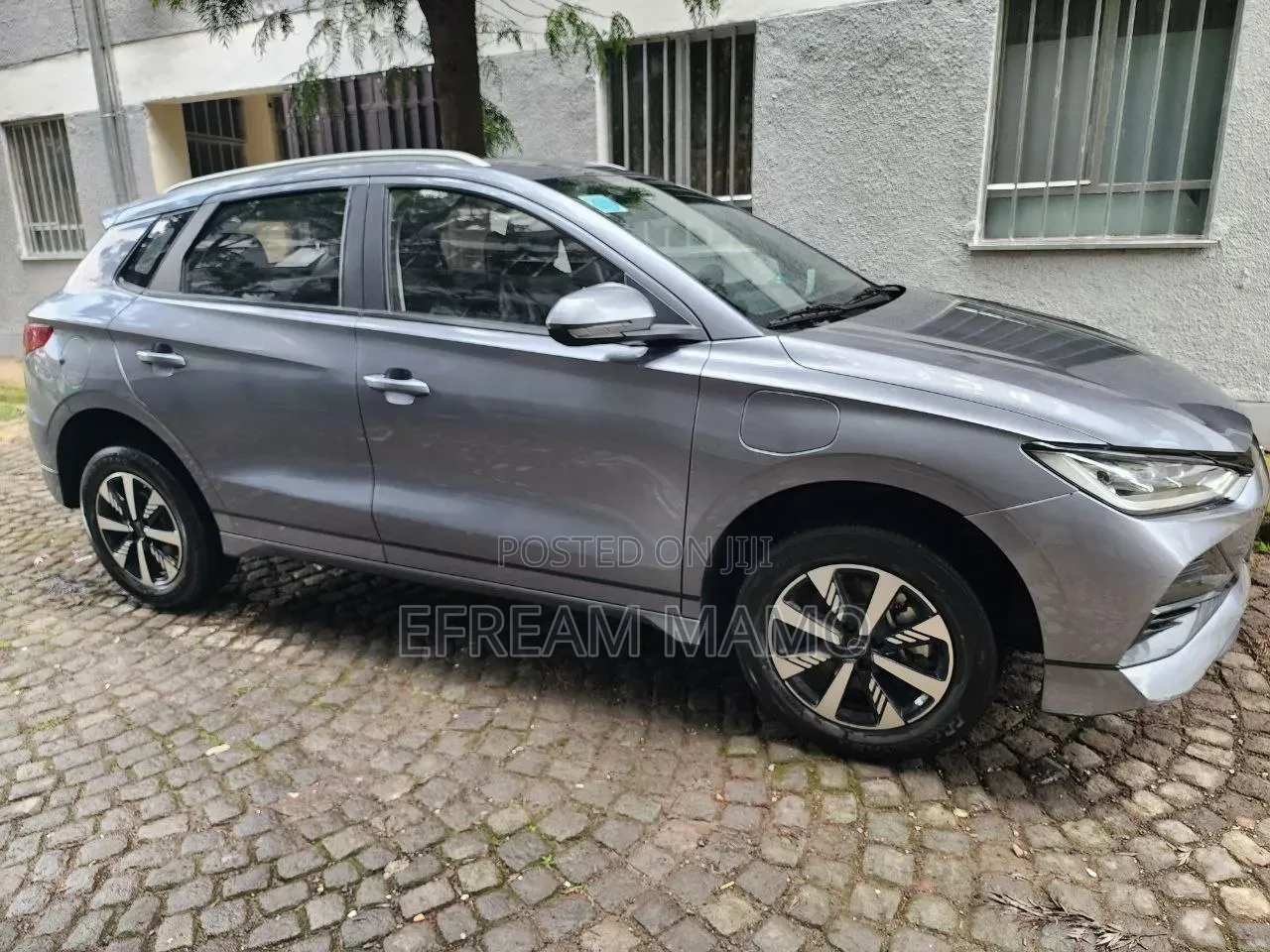 BYD E2 43 kWh 94 hp FWD 2024 Silver