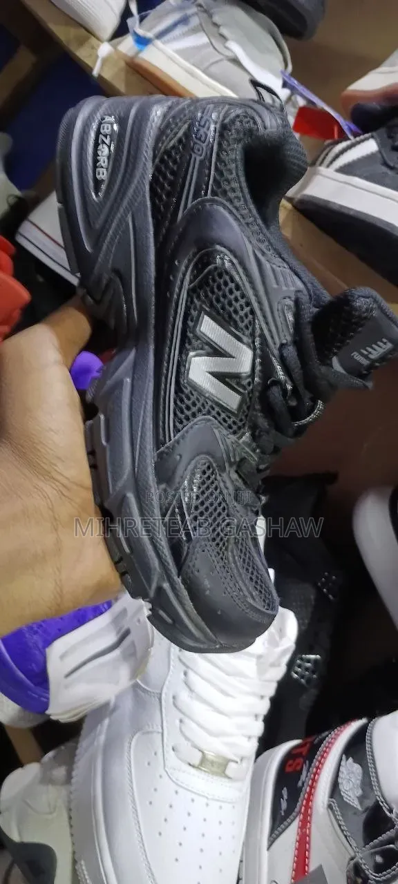 New Balance 530