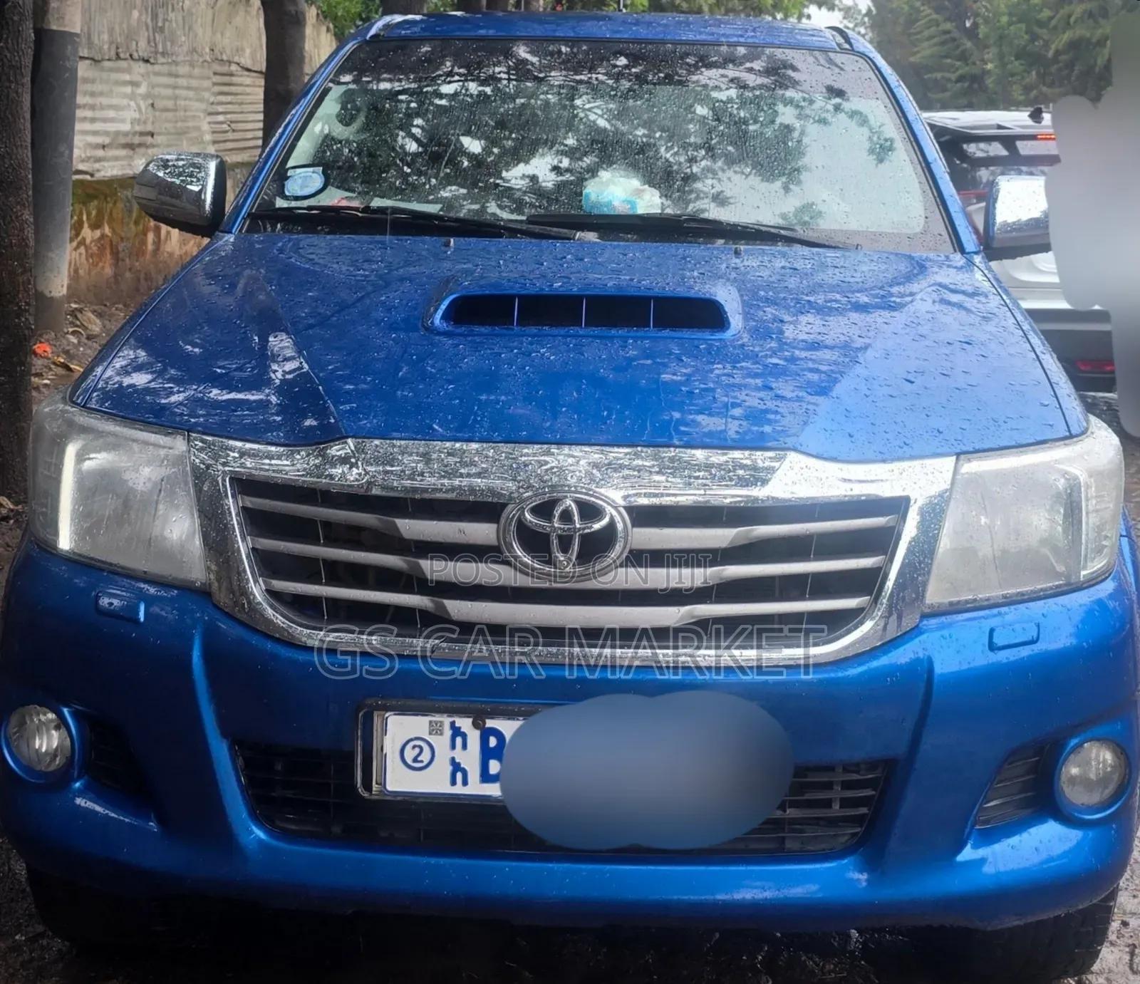 Toyota Hilux 2013 Blue