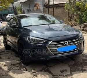 Hyundai Avante 2017 Gray