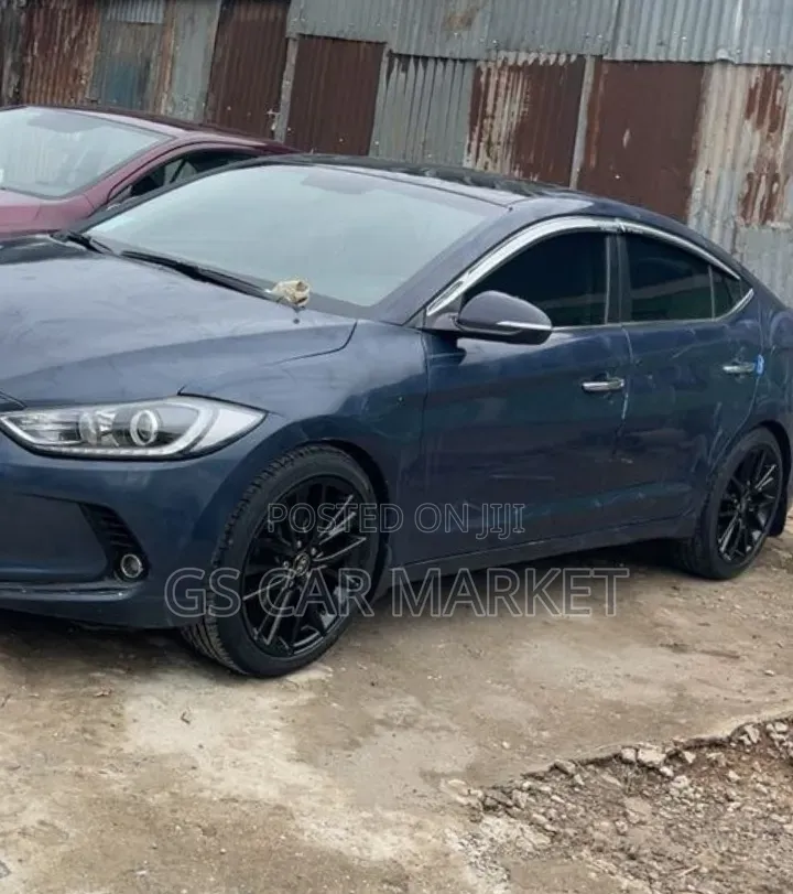 Hyundai Avante 2017 Gray