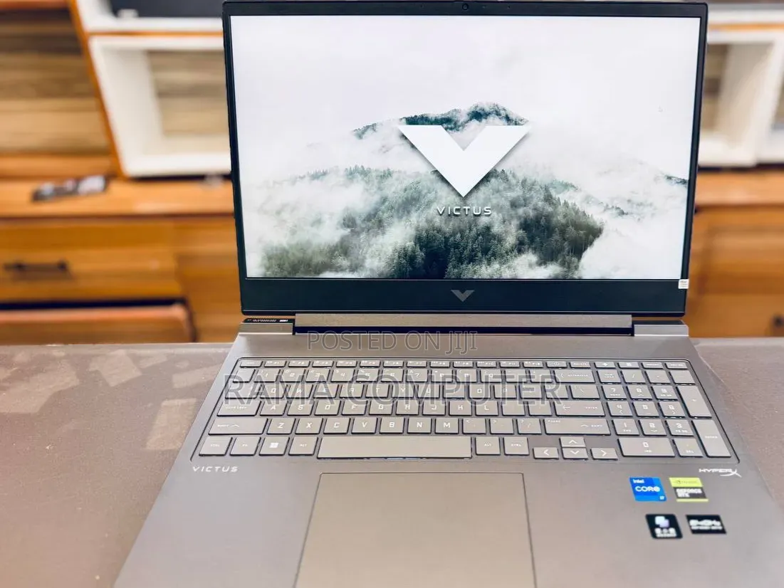 New Laptop HP Victus 16 16GB Intel Core i7 SSD 1T