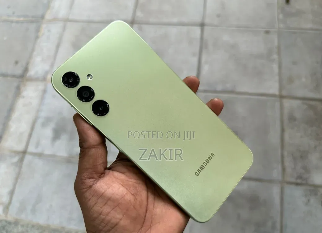 New Samsung Galaxy A14 5G 64 GB Green